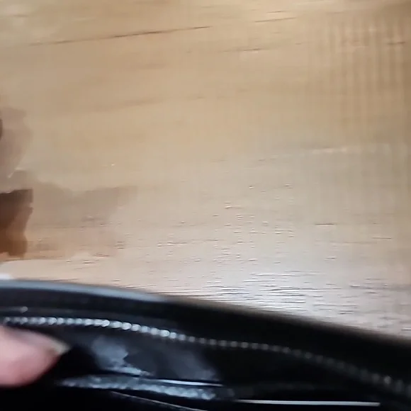 NWT KARL LAGERFELD PURSE - Picture 6 of 6